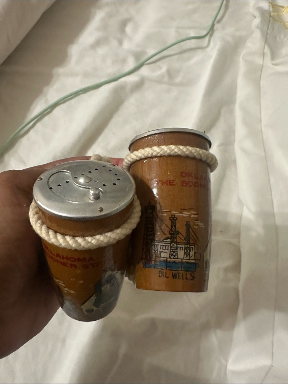 Vintage-style Wooden Salt and Pepper Shakers in Honey Brown with Rope Accent